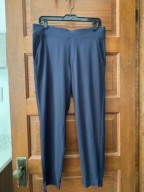 Athleta Navy Brooklyn Mid Rise Ankle Cropped Pants